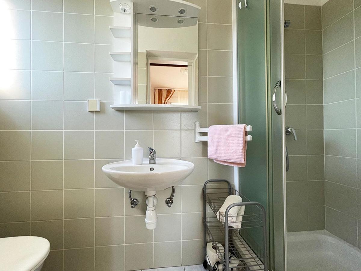 Apartment Ljerka Barbat na Rabu Eksteriør bilde