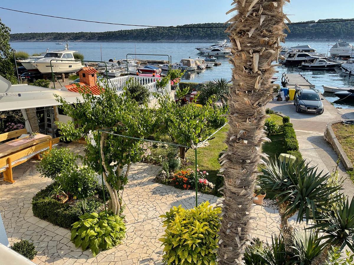 Apartment Ljerka Barbat na Rabu Rom bilde