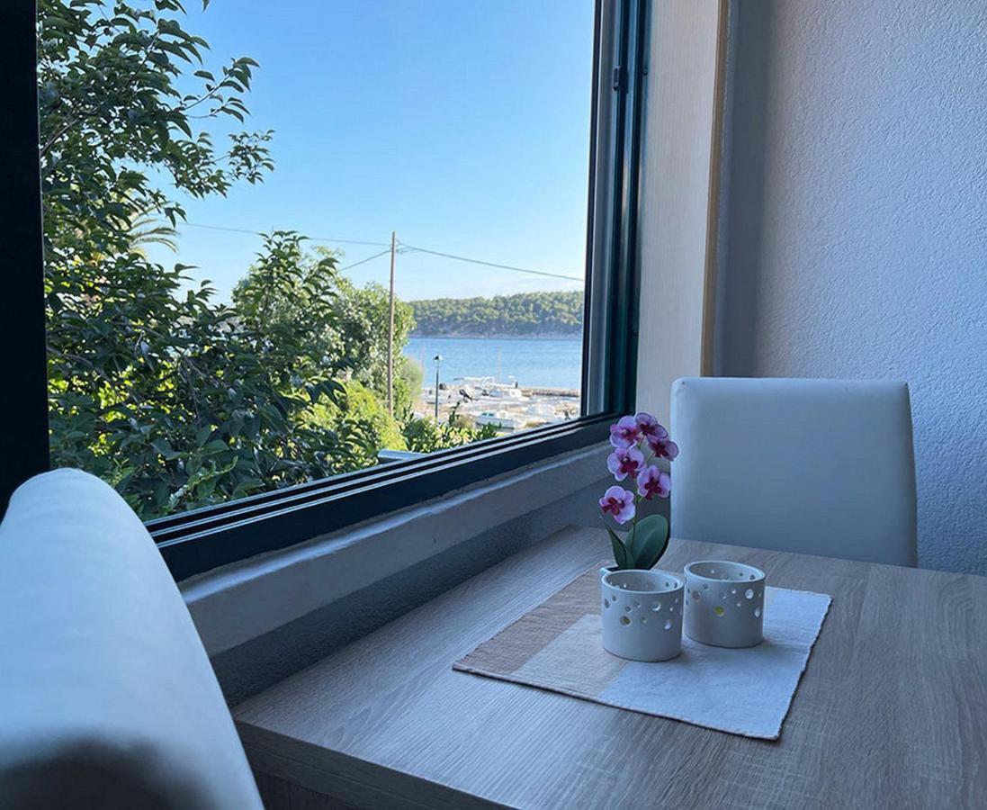 Apartment Ljerka Barbat na Rabu Eksteriør bilde